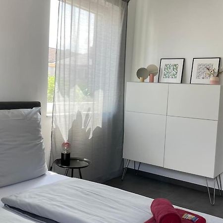 Ferienwohnung - nah an Phantasialand, Köln&Bonn Weilerswist Exterior foto